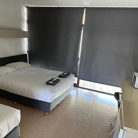 Overlander Hotel Mount Isa Exterior foto